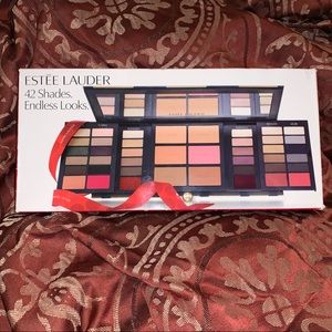 Estée Lauder 42 Shades Palette